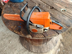 Vând drujba Stihl 023 originala - imagine 4
