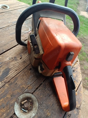 Vând drujba Stihl 023 originala - imagine 2