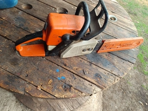 Vând drujba Stihl 023 originala - imagine 3