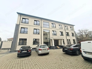  DE ÎNCHIRIAT | Clădire Premium 750 mp | Ultracentral Bacău - imagine 2