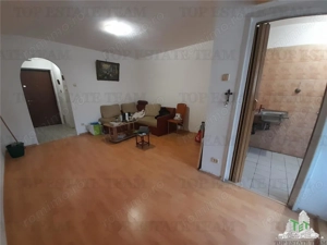 Bd Basarabiei -Parcul National- Vanzare  Garsoniera in bloc  Anvelopat-Libera - imagine 4