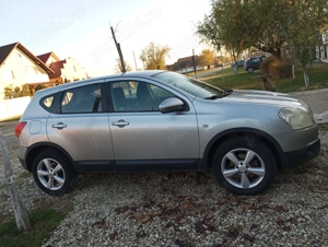 Vând Nissan Qashqai anul 2009 unic proprietar ușor negociabil in limita bunului simț prețul 4500Euro