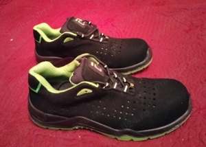 Bocanci Halwill cu bombeu metalic  - imagine 4