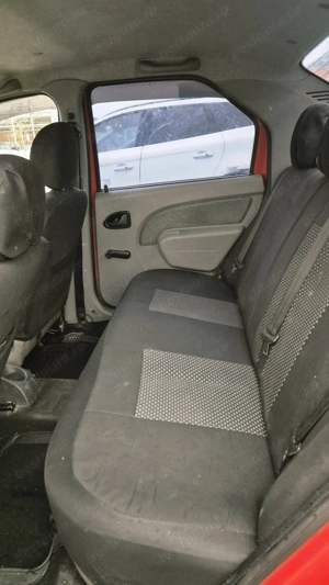 Vând Dacia Logan anul 2005, 1.4 Benzină, unic proprietar - imagine 6