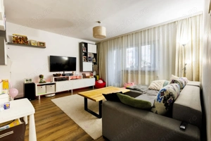 Girocului | 3 camere | Decomandat | Balcon | 2 băi | Centrală proprie