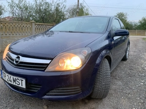 Opel Astra H GTC 1.7 CDTI - imagine 2