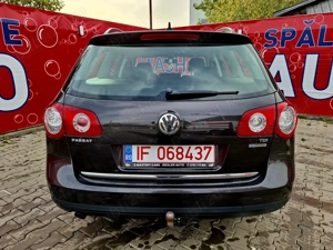 Volkswagen Passat 1.6 TDI Comfortline - RATE de la 530 Lei pe Luna - imagine 7