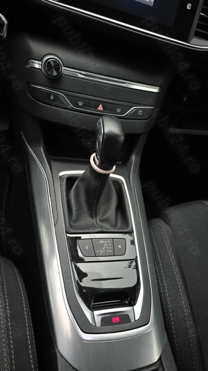 Peugeot 308 -1.2 Benzină 130cp 2015 - imagine 6