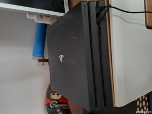 vand ps 4 pro, 1 controler si 3 jocuri
