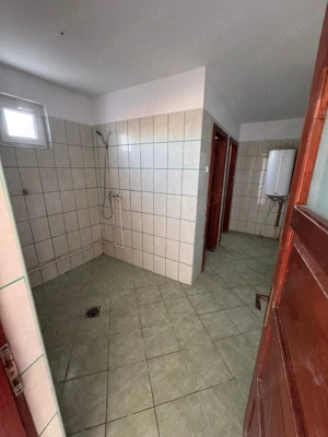 Inchiriere clădire 360 mp + teren generos   3600mp  - imagine 8