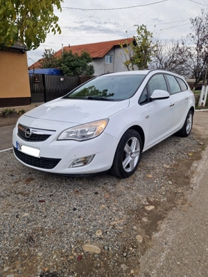 Opel astra j 2.0 diesel  - imagine 3