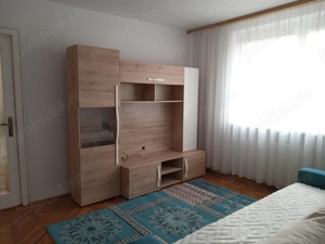 Închiriez ap. 3 camere ultracentral