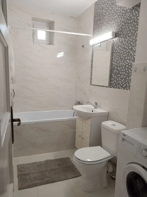 Închiriez ap. 3 camere ultracentral - imagine 5