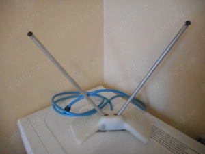 Antena TV veche de camera