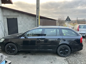Mașina Skoda Octavia - imagine 3