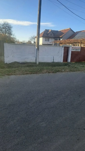 Teren parțial intravilan