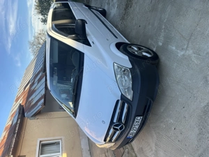 Vând Mercedes vito 8+1