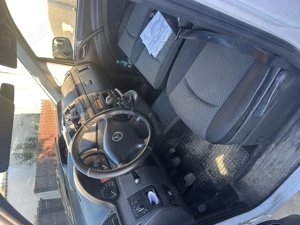 Vând Mercedes vito 8+1 - imagine 4
