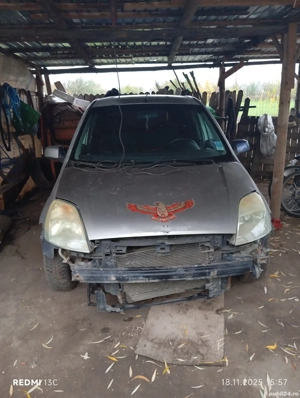 demontez Ford fiesta an 2005 mai multe detalii in pv 