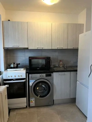 garsoniera dristor-modern-metrou la scara blocului - imagine 4