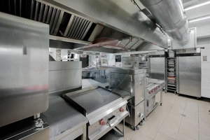 De vânzare - Proprietate premium în zona istorică a Oradiei - imagine 12