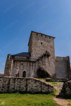 Excursie in cele mai bune conditii la Varset, restaurant Dinar, fortificatia Cula, muzeu, farmacie - imagine 3