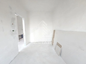 Jumatate de duplex, Parter + Etaj, 5 camere si 2 bai, Sag - imagine 7