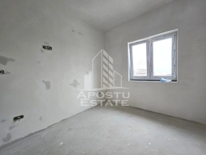 Jumatate de duplex, Parter + Etaj, 5 camere si 2 bai, Sag - imagine 8