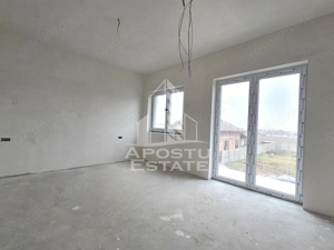 Jumatate de duplex, Parter + Etaj, 5 camere si 2 bai, Sag - imagine 16