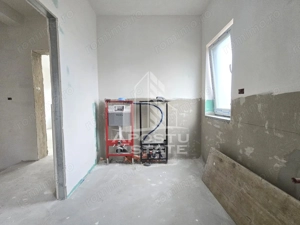 Jumatate de duplex, Parter + Etaj, 5 camere si 2 bai, Sag - imagine 17