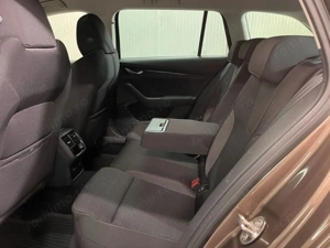 Skoda Octavia - imagine 11