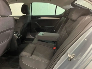 Skoda Superb - imagine 11