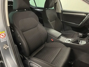 Skoda Superb - imagine 9