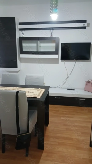 Pe Aleea Expozitiei,inchiriez apartament cu 2 camere decomandat, etaj1, mobilat si utilat - imagine 2