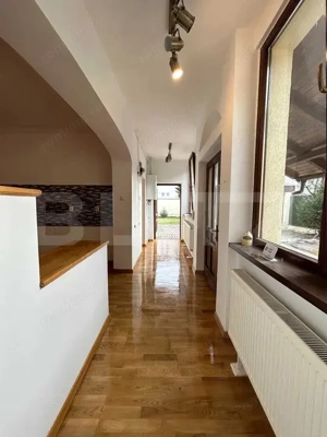 Eleganță și confort: casă renovată 2024 singur în curte, zona Bartolomeu - imagine 3