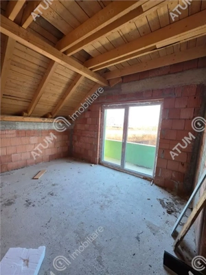 Casa cu 5 camere si gradina de 415 mp din Selimbar in Sibiu - imagine 12