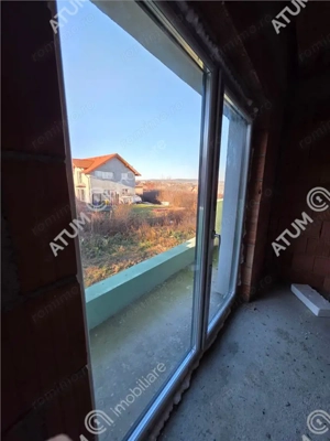 Casa cu 5 camere si gradina de 415 mp din Selimbar in Sibiu - imagine 19