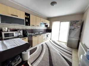 Casă individuală 5 camere de închiriat – 250 mp utili, zonă Centrală - imagine 11