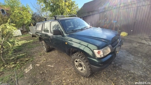 Vand Toyota Hilux, an 2003. - imagine 9