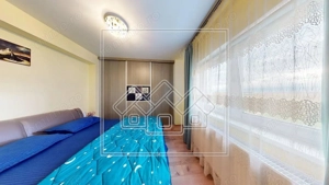 Ap.cu 3 camere, 2 bai si balcon, etaj intermediar, mobilat si utilat - imagine 13