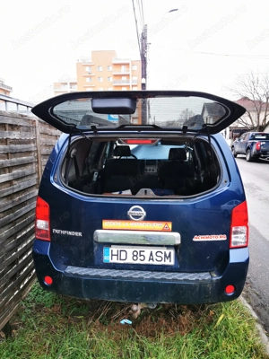 - Vand Nissan Pathdfinder R51 - 2.5 cm3 - 175 cp - an 2  km reali , 7 locuri  - imagine 8