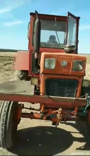 Vand tractor UTB 650  - imagine 5