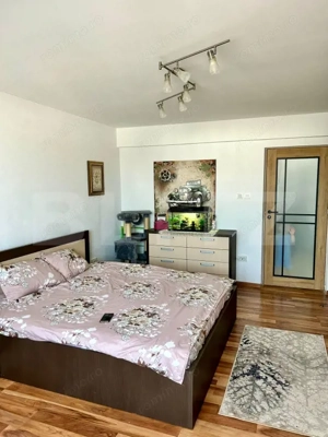 Apartament cu 3 camere, 74 mp, modern, zona Scheia - imagine 4