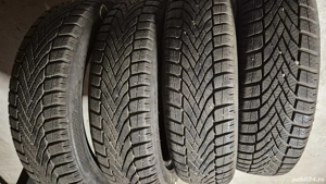 Vând anvelope FALKEN de iarnă pe 155/60 R15 pentru AIXAM