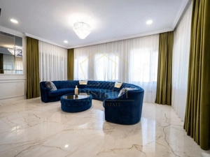 Vilă de LUX cu piscină, 278 mp utili și teren de 1.780 mp I Sag - imagine 2