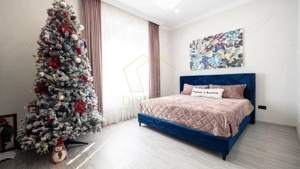 Vilă de LUX cu piscină, 278 mp utili și teren de 1.780 mp I Sag - imagine 16