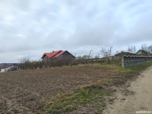 Vand casă..1 h de teren  - imagine 5