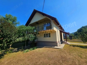 Proprietate compusă din casă + hală, de vânzare în Curtea de Argeș.