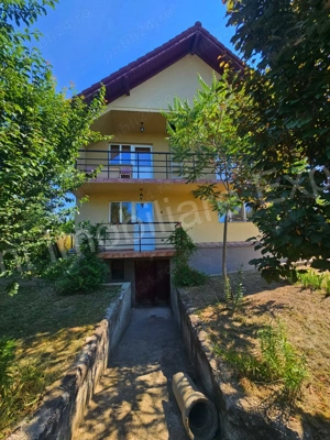 Proprietate compusă din casă + hală, de vânzare în Curtea de Argeș.