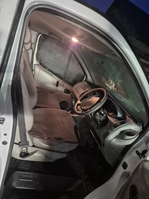 Opel Vivaro 2013 - imagine 2